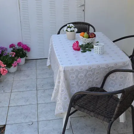 Katerinas Apartments Neos Marmaras Extérieur photo